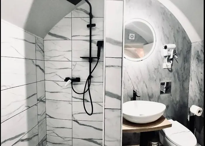 Stay Inn Central Brasov Studios Apartment